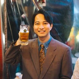小牧 健也